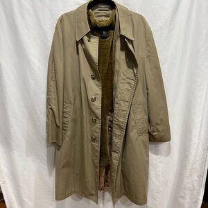 B. Altman & Co. Murray Hill Men’s Trench Coat 40R Removable Faux Fur Liner Fall